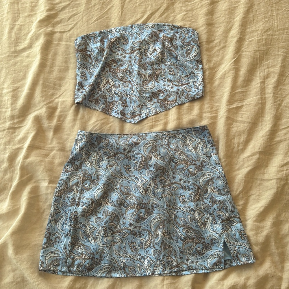 Adorable Hollister Bandana Set